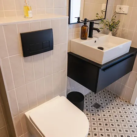 Discover Lastovo Premium Skrivena Luka