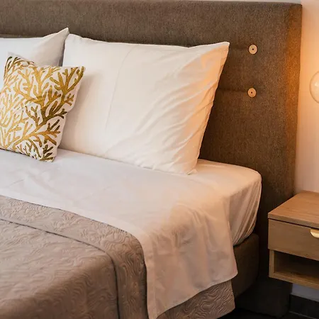 Discover Lastovo Premium