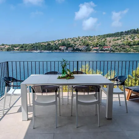 Discover Lastovo Premium * Skrivena Luka