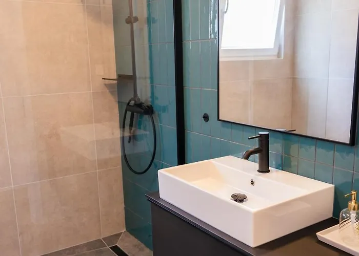 Discover Lastovo Premium Skrivena Luka